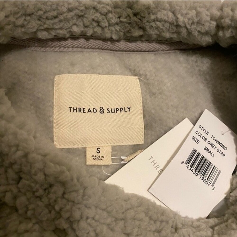 NWT THREADY & SUPPLY - Gray Star Teddy Bear Sweater SIZE Small - Picture 3 of 4